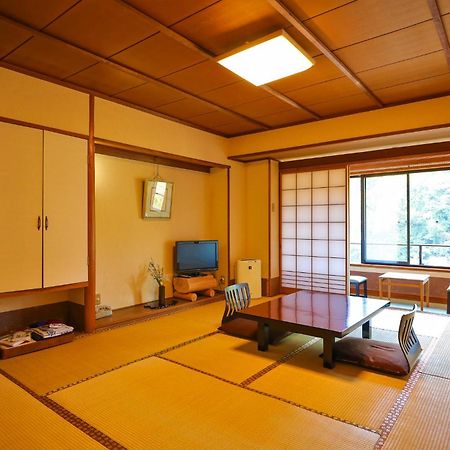 Momijiya Honkan Takaosansou Kyoto Exteriör bild
