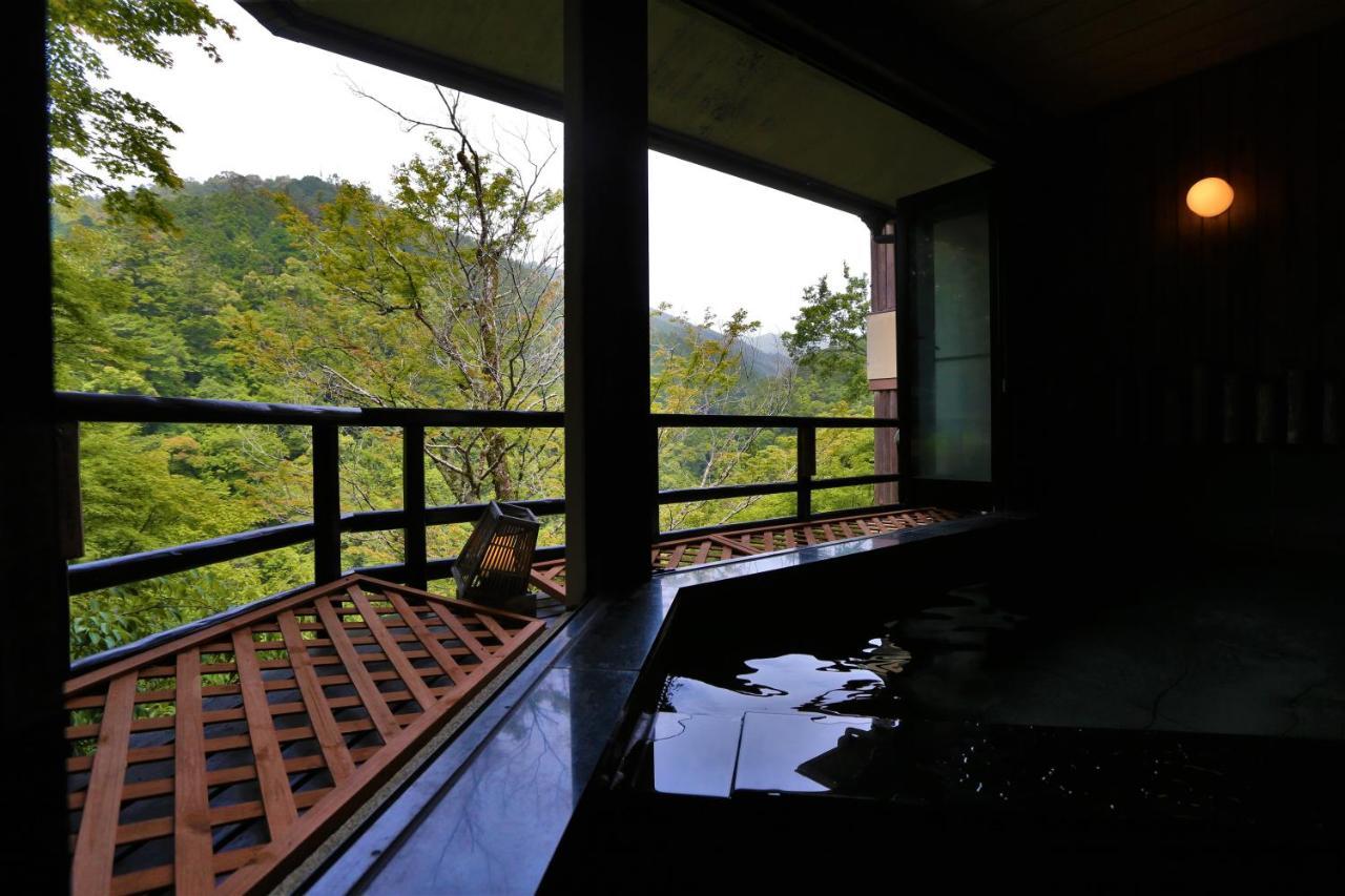 Momijiya Honkan Takaosansou Kyoto Exteriör bild