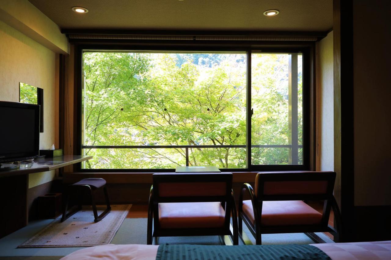 Momijiya Honkan Takaosansou Kyoto Exteriör bild